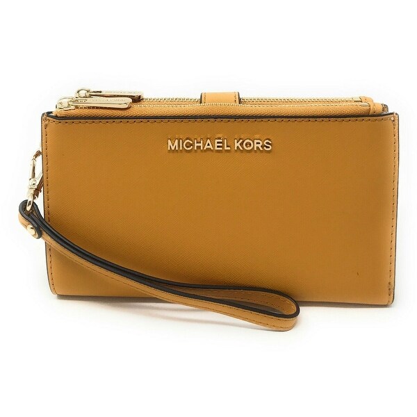 mk jet set wristlet