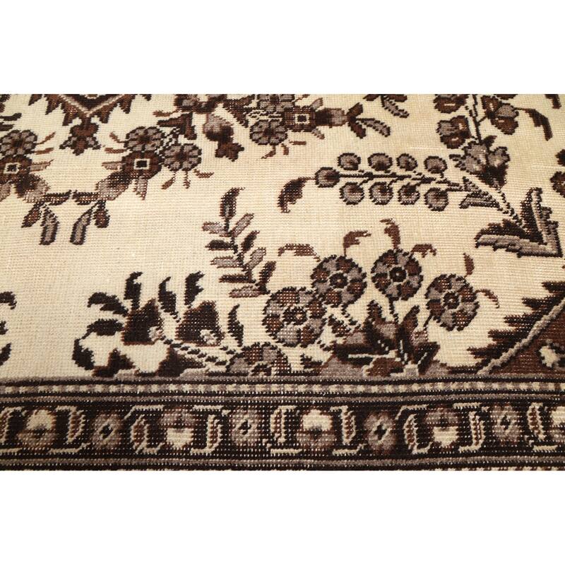 ECARPETGALLERY Hand-knotted Antalya Vintage Cream Wool Rug - 6'7 x 9'7