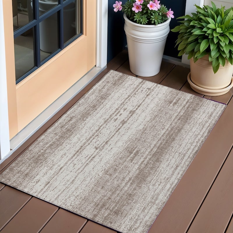 HomeRoots Striped Transitional Rectangle Outdoor Rug - 3' x 5'