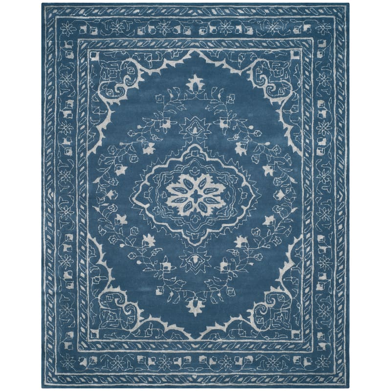 SAFAVIEH Handmade Glamour Gudmundina Modern Viscose Rug