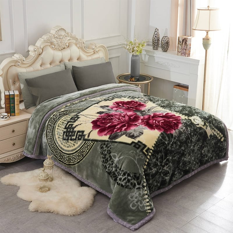 Floral & Animal 2-Ply Heavy Raschel Blanket 85" X 95" - King - Green Floral