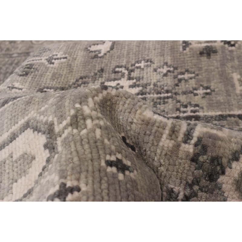 ECARPETGALLERY Hand-knotted Jules Serapi Grey Wool Rug - 8'11 x 11'11