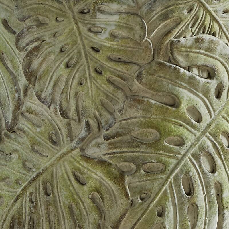 Split P Leaf Relief Planter