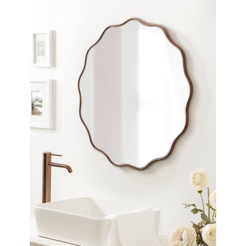 Kate and Laurel Viona Round Scalloped Mirror