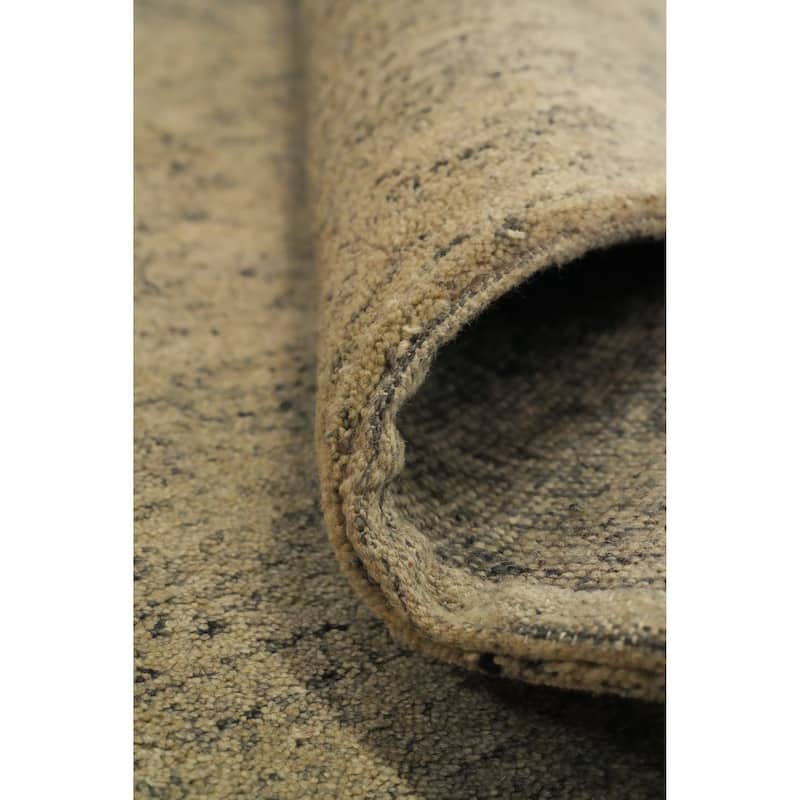 Hand Knotted Oriental 100% Wool Carpet Modern Modern Beige & Ivories Gabbeh Area Rug - 7' 11'' X 5' 8''