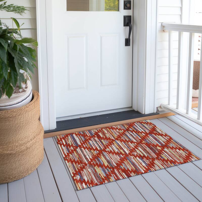 Machine Washable Indoor/ Outdoor Modern Trellis Chantille Rug - Red - 1'8" x 2'6"
