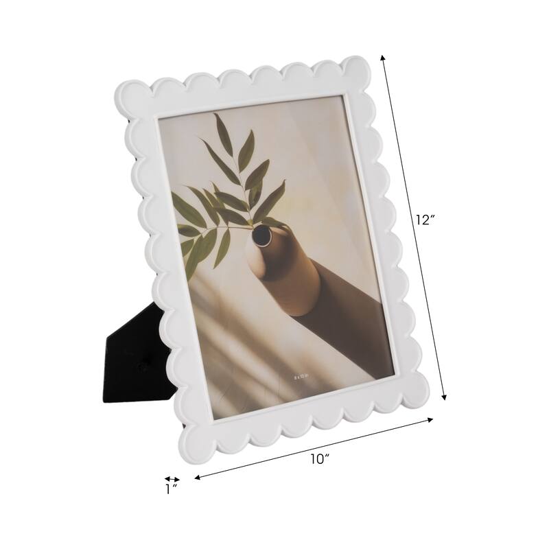 Resin Scalloped Edge Decorative Photo Frame - White