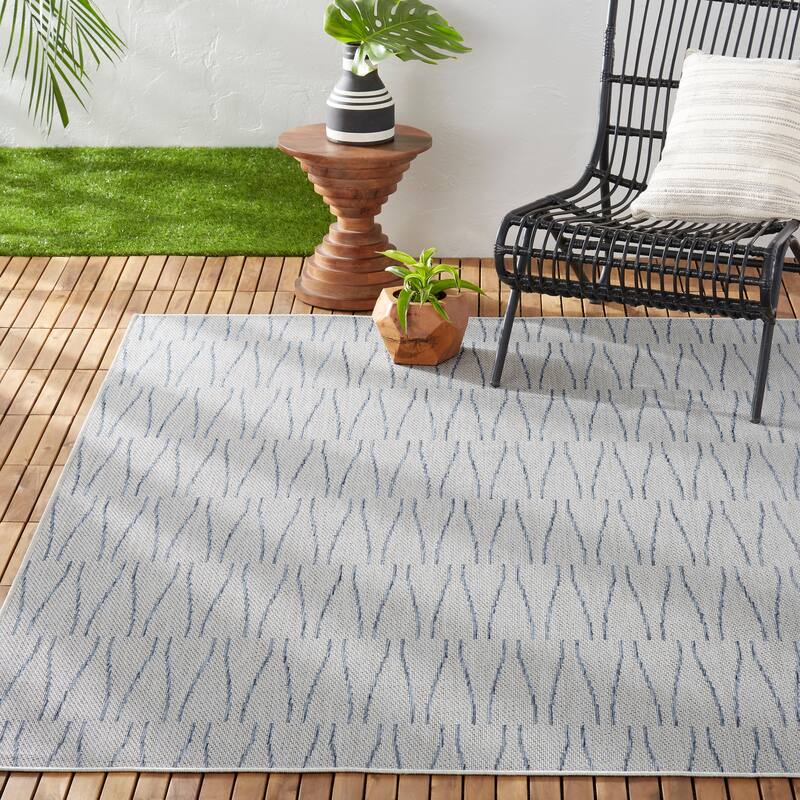 Nicole Miller New York Patio Country Willow Indoor/Outdoor Area Rug - 7'9"x10'2" - Blue/Gray