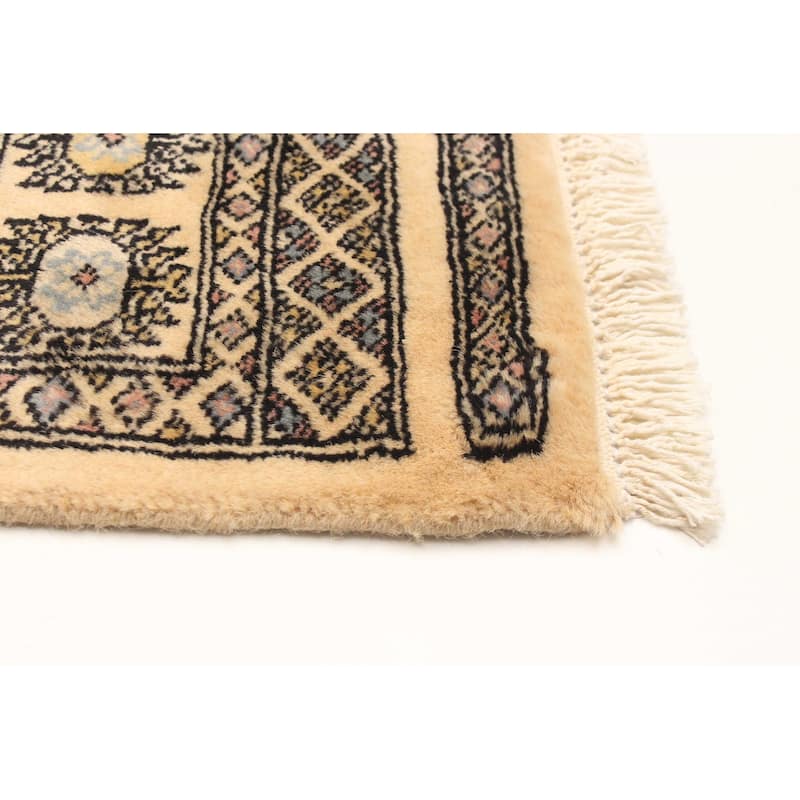 ECARPETGALLERY Hand-knotted Peshawar Bokhara Beige Wool Rug - 3'3 x 5'4