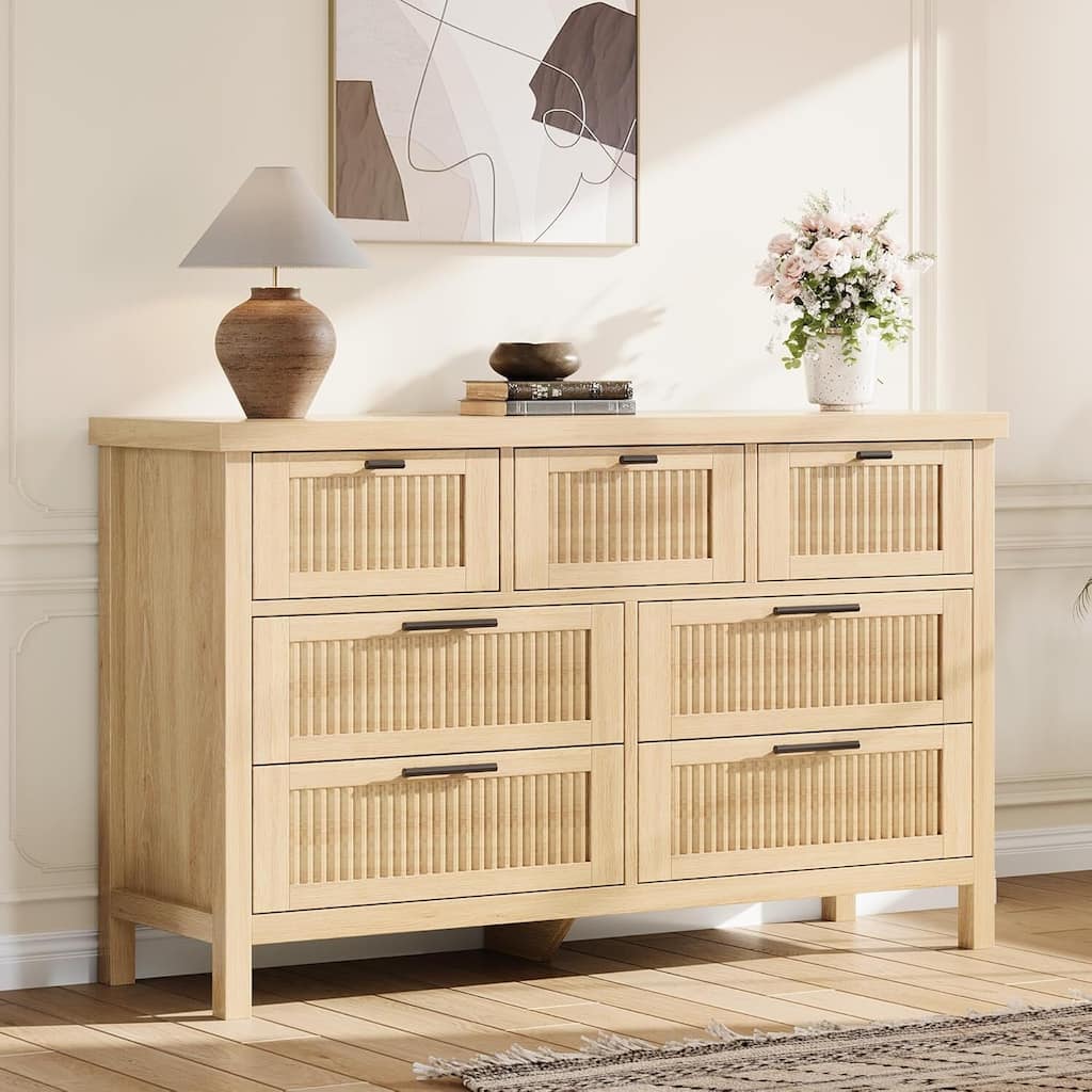 Modern Fluted Dresser with 7 Storage Drawers, Organizer Cabinet for Living Room, Bedroom