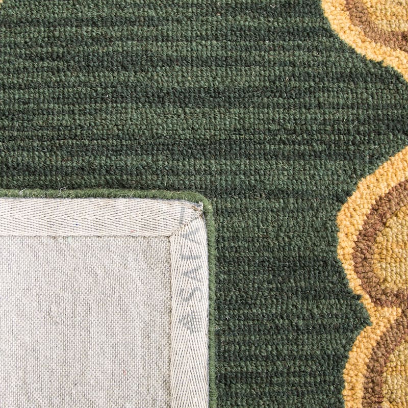 SAFAVIEH Handmade Jardin Austra Country Floral Wool Rug