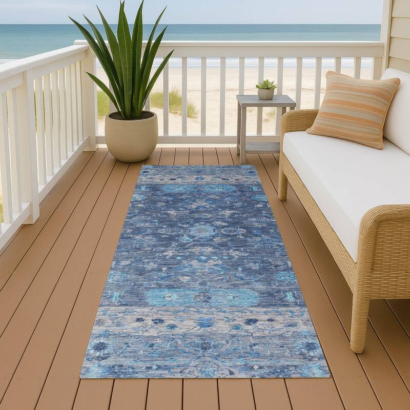 Machine Washable Indoor/ Outdoor Traditional Border Chantille Rug - Navy - 2'3" x 7'6"