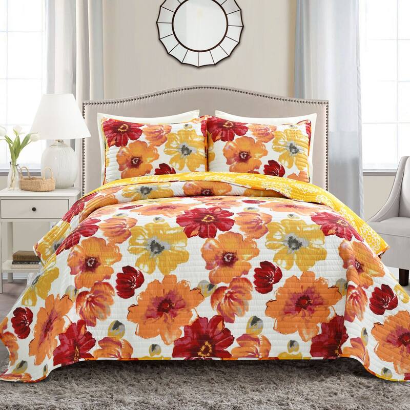 Levine Reversible Floral/ Damask 3-piece Quilt Set - Red & Orange - King