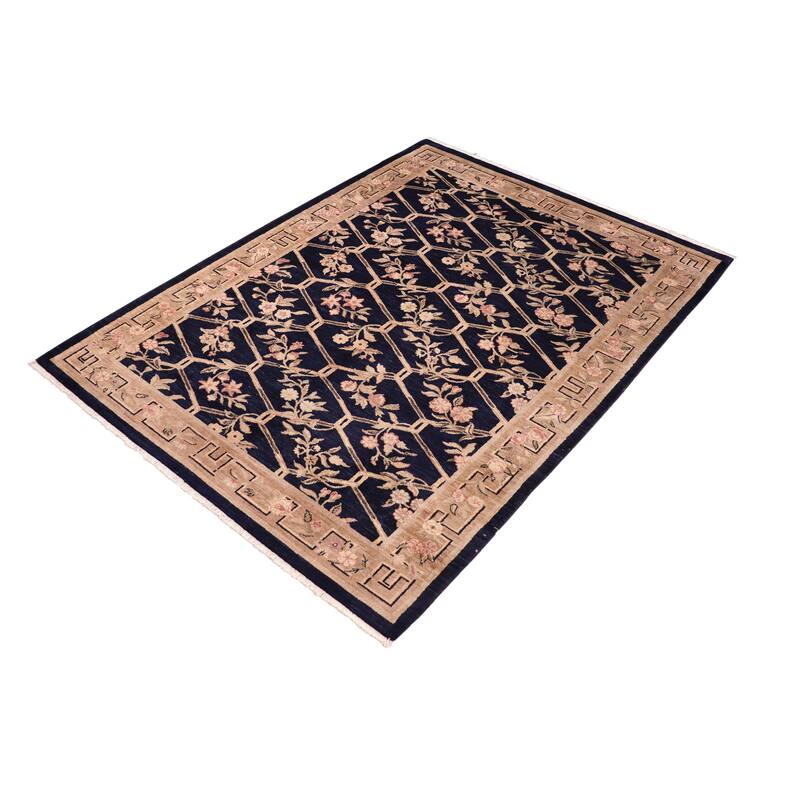 Hexagonal Trellis Floral Hand-Knotted Wool Area Rug