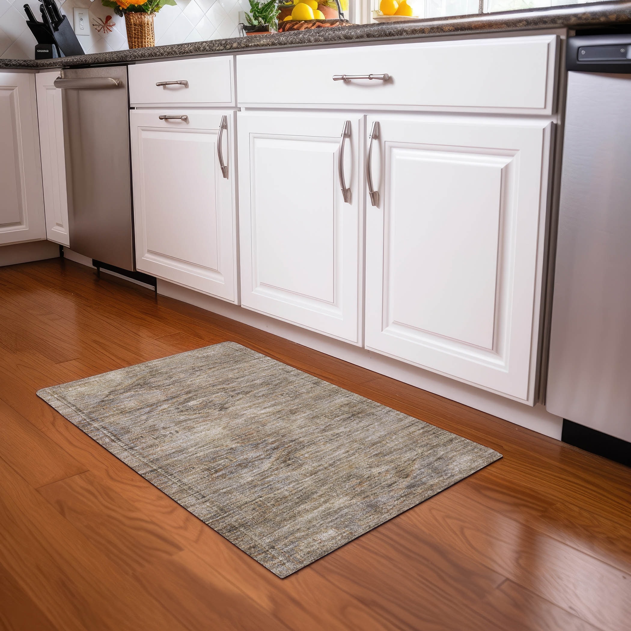 Machine Washable Indoor/ Outdoor Vintage Tribal Chantille Rug