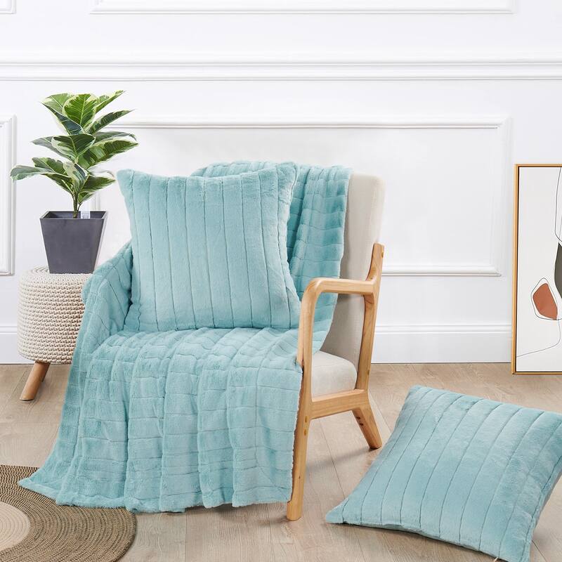 FakeFur Throw & 2 Pillow Shell Combo Set - 60" x 80" - Pastel Turquoise