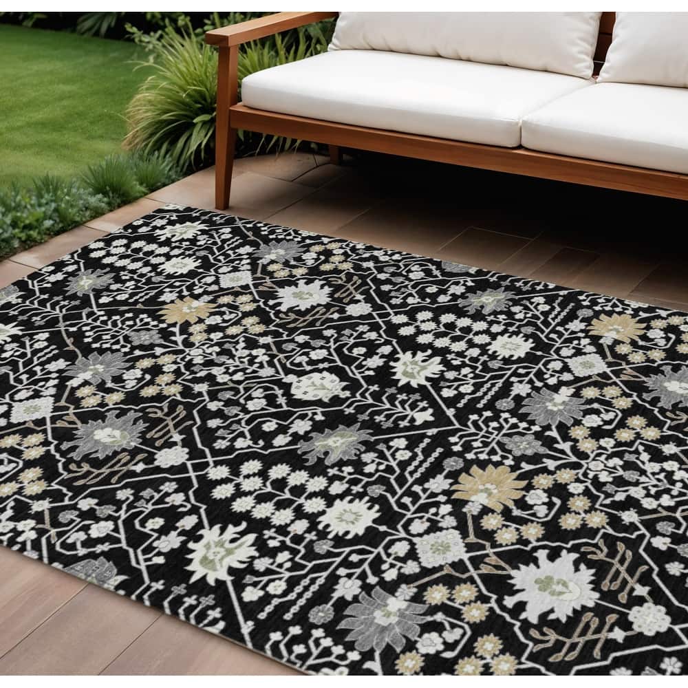 HomeRoots Oriental Traditional Rectangle Outdoor Rug
