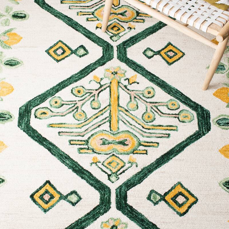 SAFAVIEH Handmade Aspen Giuseppina Boho Tribal Wool Rug