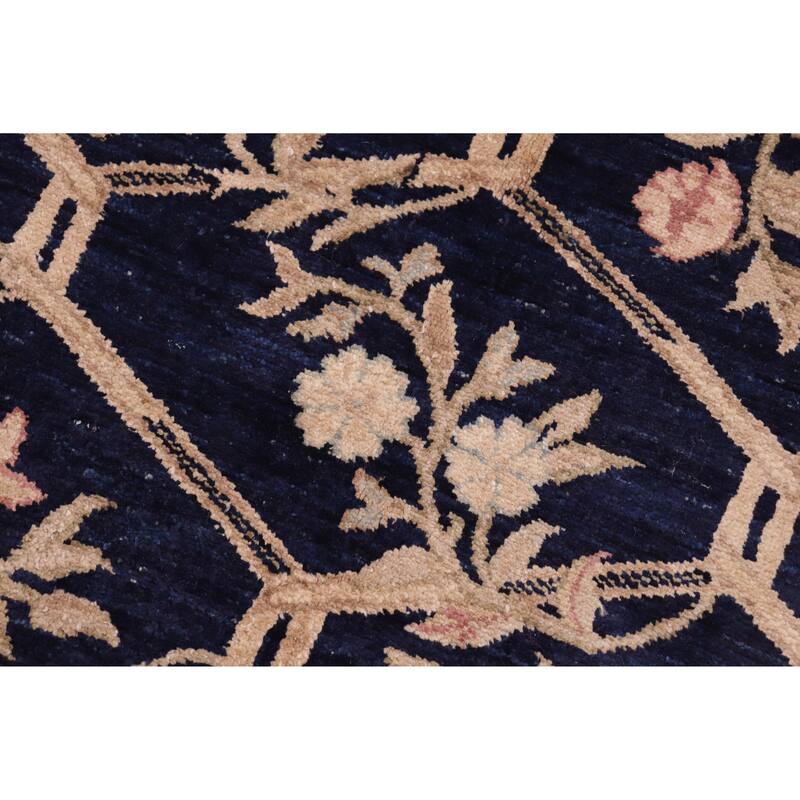 Hexagonal Trellis Floral Hand-Knotted Wool Area Rug