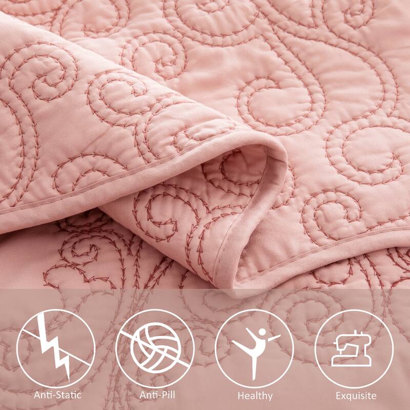 Serenta Damask Oversized 4-piece Bedspread Set