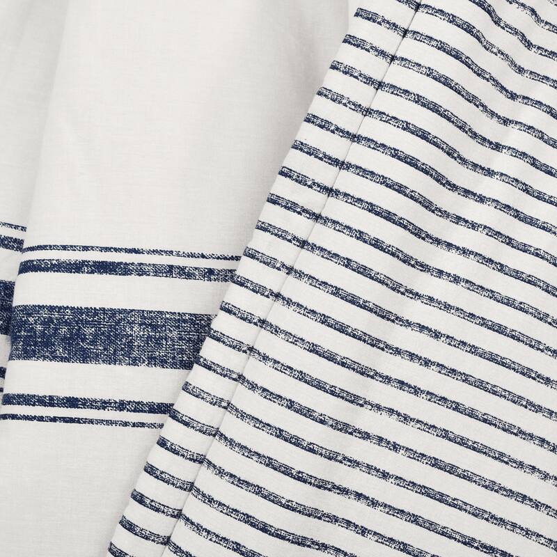 Lush Decor Farmhouse Stripe Throw