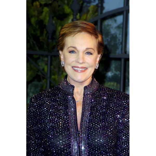 Julie Andrews At 40th Anniversary Dvd Release Of Mary Poppins At The El Capitain Theater Los Angeles Ca November 30 04 Celebri Overstock Julie Andrews At 40th Anniversary Dvd Release Of Mary Poppins At The El Capitain Theater Los Angeles Ca November 30 04 Celebri Overstock