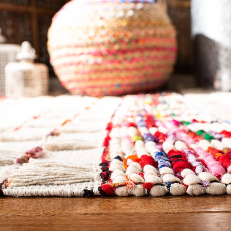 SAFAVIEH Handmade Natura Clita Rug