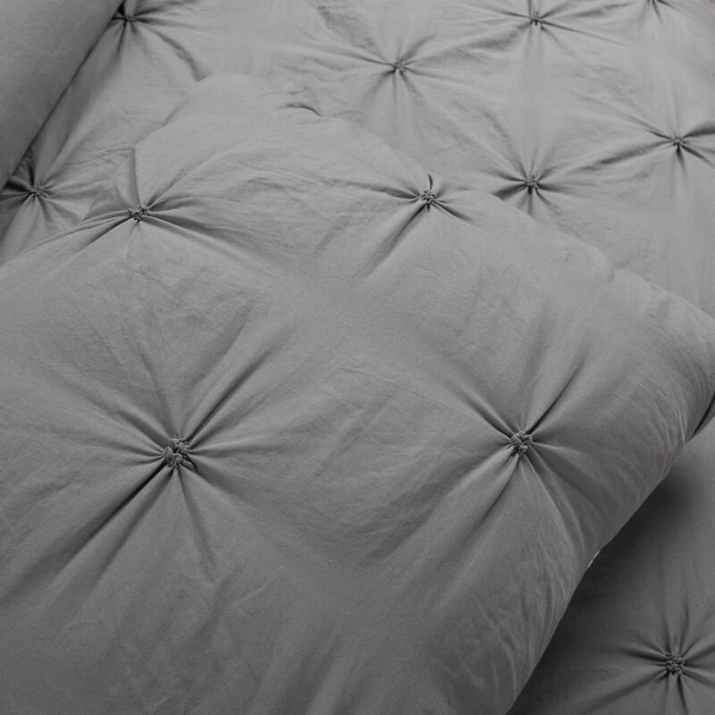 Lush Decor Ravello Pintuck BIAB Soft Reversible Printed Comforter With Sheet