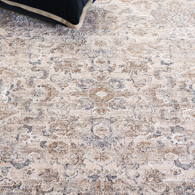 SAFAVIEH Kendal Aritina Traditional Rug
