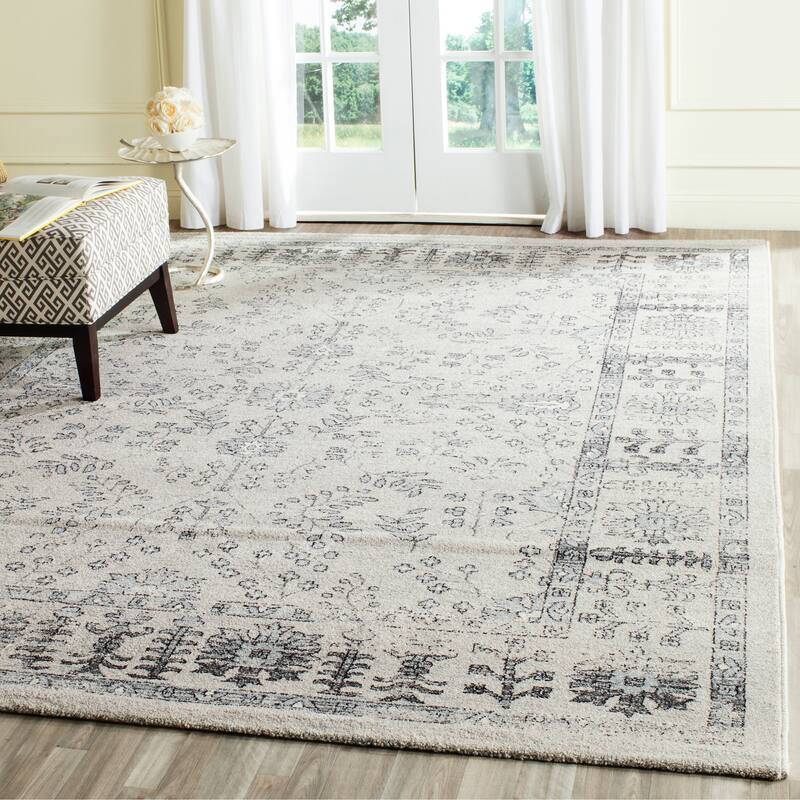 SAFAVIEH Carmel Zettie Vintage Boho Distressed Oriental Rug