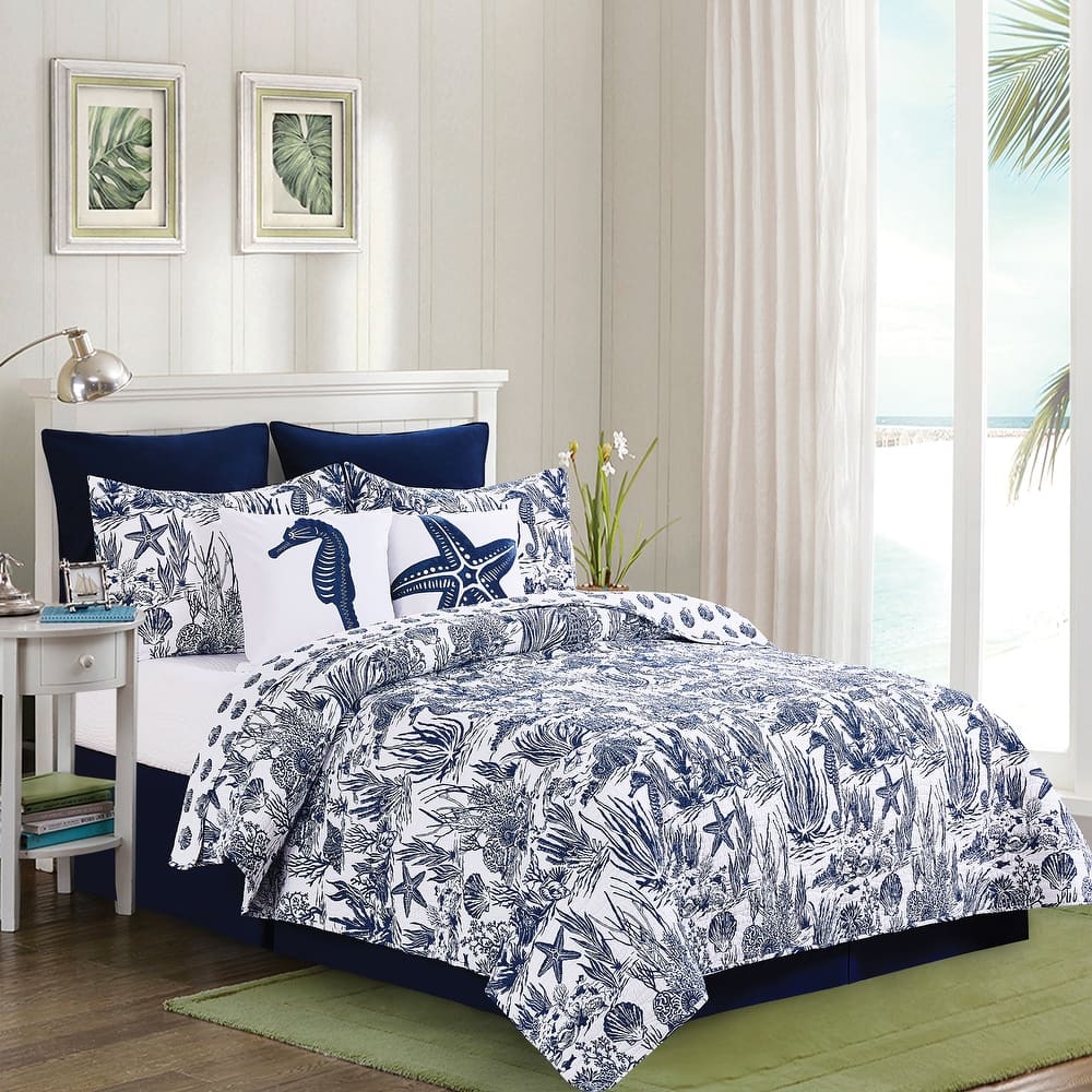Reef Shores Quilt Set