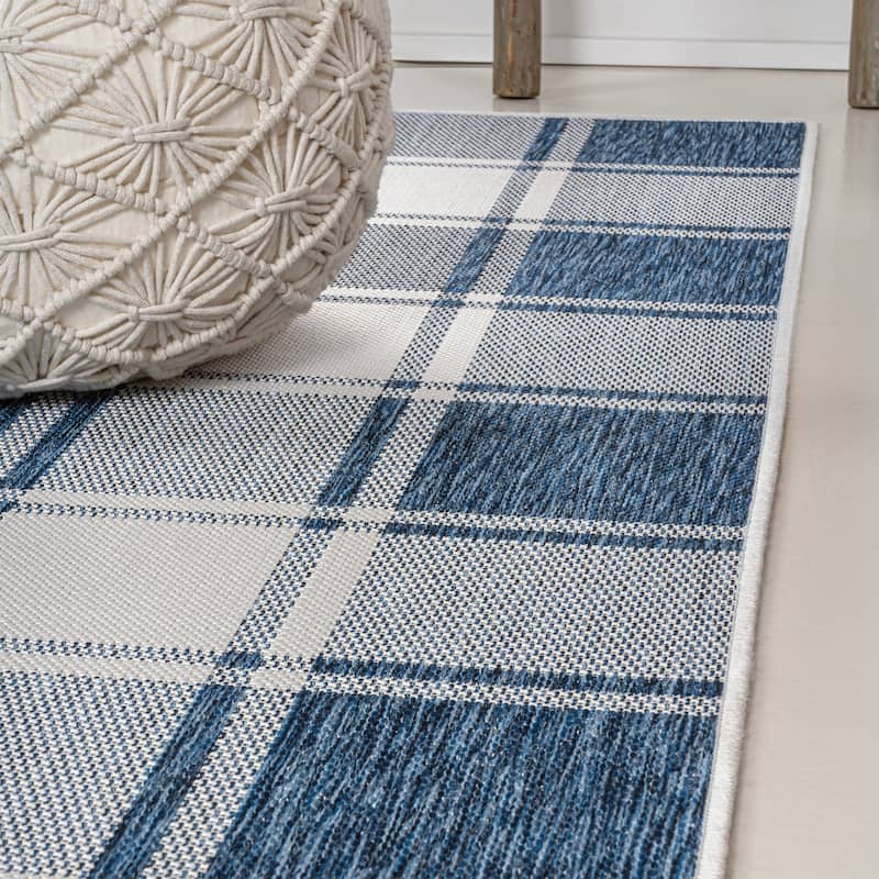 JONATHAN Y Lior Traditional Farmhouse Bold Gingham Indoor/Outdoor Area Rug