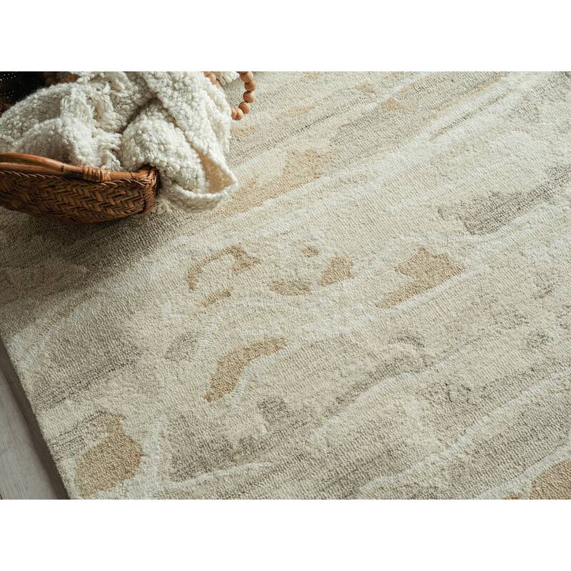 Cortero Handmade Hand Tufted New Zealand Wool Gold/Ivory Area Rug.