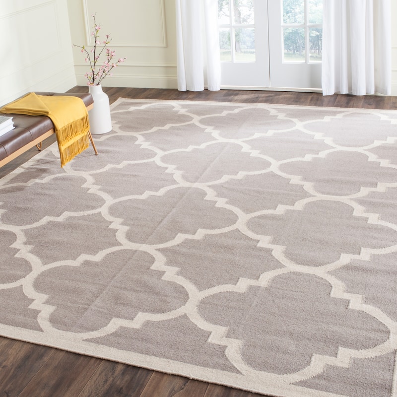 SAFAVIEH Handmade Flatweave Dhurries Jinan Modern Moroccan Wool Rug - 8' x 10' - Dark Grey/Ivory