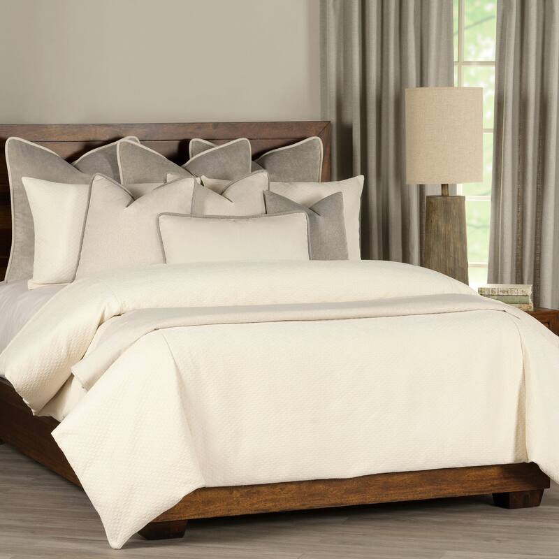 Dragon Matelassé Duvet Cover and Insert Set