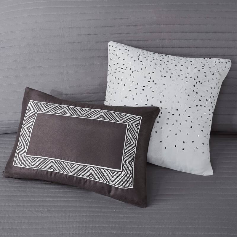 GDF Studio - Rhapsody Reversible Jacquard Quilt Set with Decorative Pillows