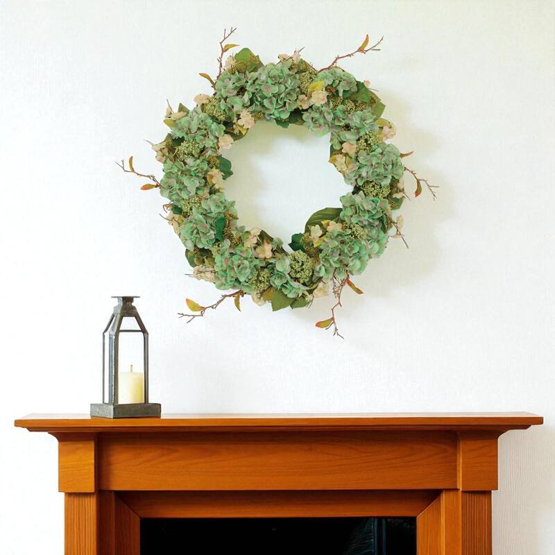 HomeRoots 32" Green Daisy Artificial Wreath - Green - 32.30 in. x 32.30 in. x 5.85 in.