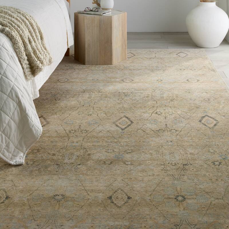 Brabham Medallion Green/ Blue Area Rug