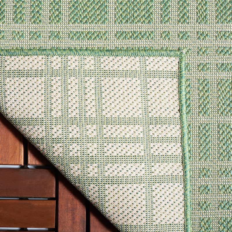 SAFAVIEH Bermuda Homa Geometric Indoor/Outdoor Waterproof Rug