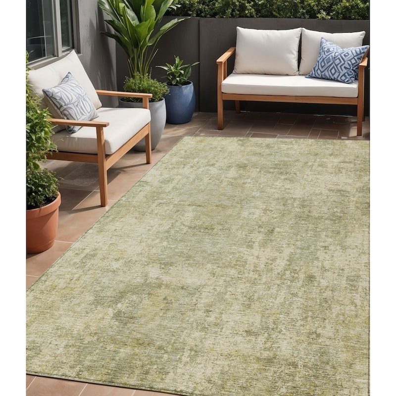 HomeRoots Abstract Transitional Rectangle Outdoor Rug - 5' X 8'