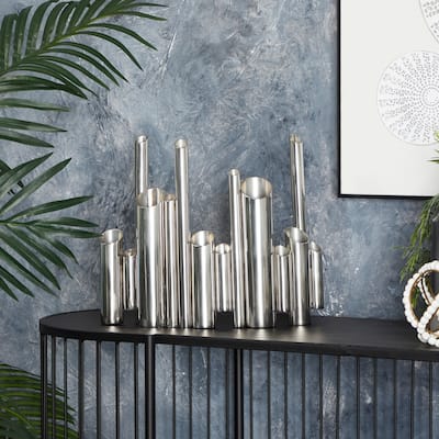 CosmoLiving by Cosmopolitan Silver Stainless Steel Contemporary Vase