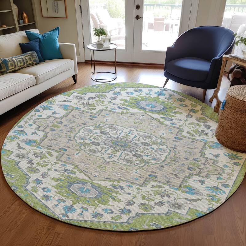 Machine Washable Indoor/ Outdoor Traditional Medallion Chantille Rug - Aloe - 8' x 8'