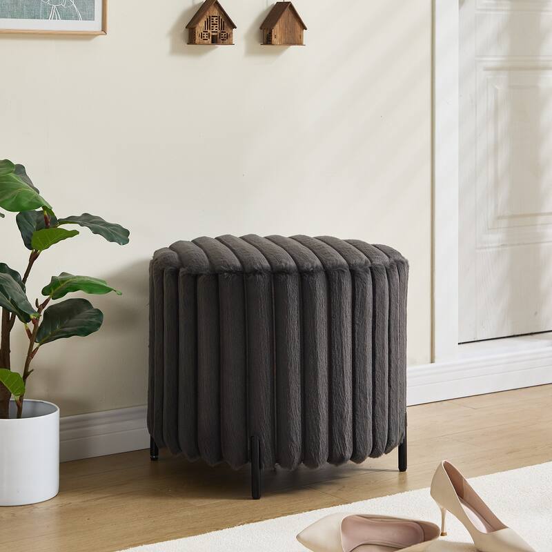 22.05"Wide Upholstered Round Pouf Ottoman Foot Rest with Black Metal Legs