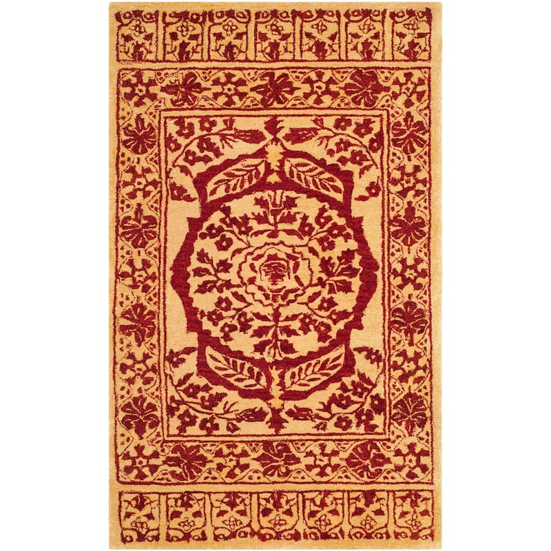 SAFAVIEH Handmade Taj Mahal Jenniffer Traditional Oriental Wool Rug - 4' x 6' - Light Gold/Red
