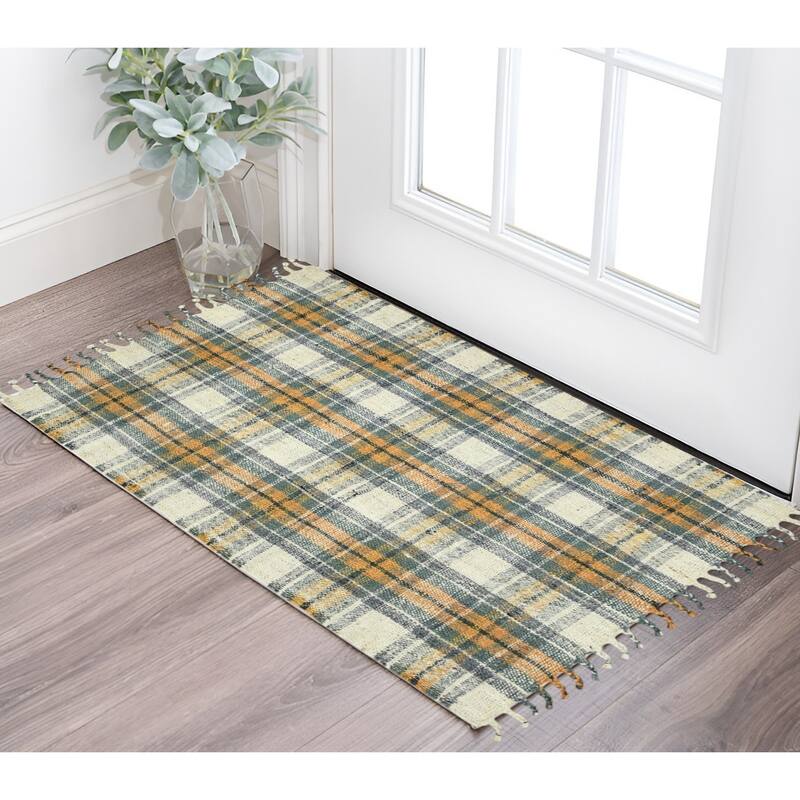 HomeRoots Plaid Lodge Rectangle Area Rug - 36.00 in. x 24.00 in.  x 0.20 in.