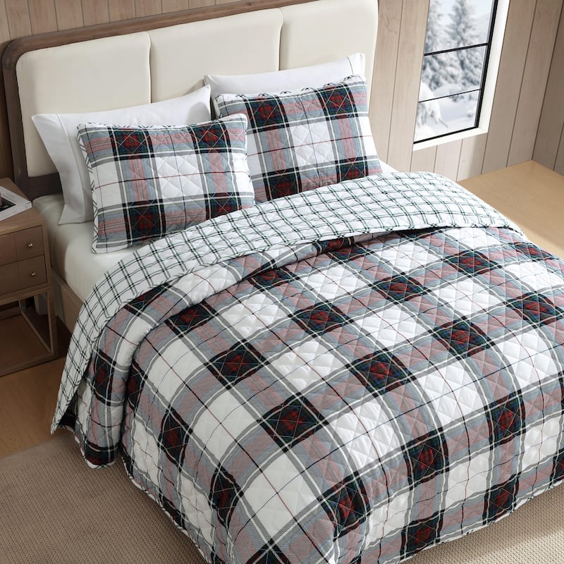 Eddie Bauer Holiday Plaid Flannel Red Reversible Quilt Set