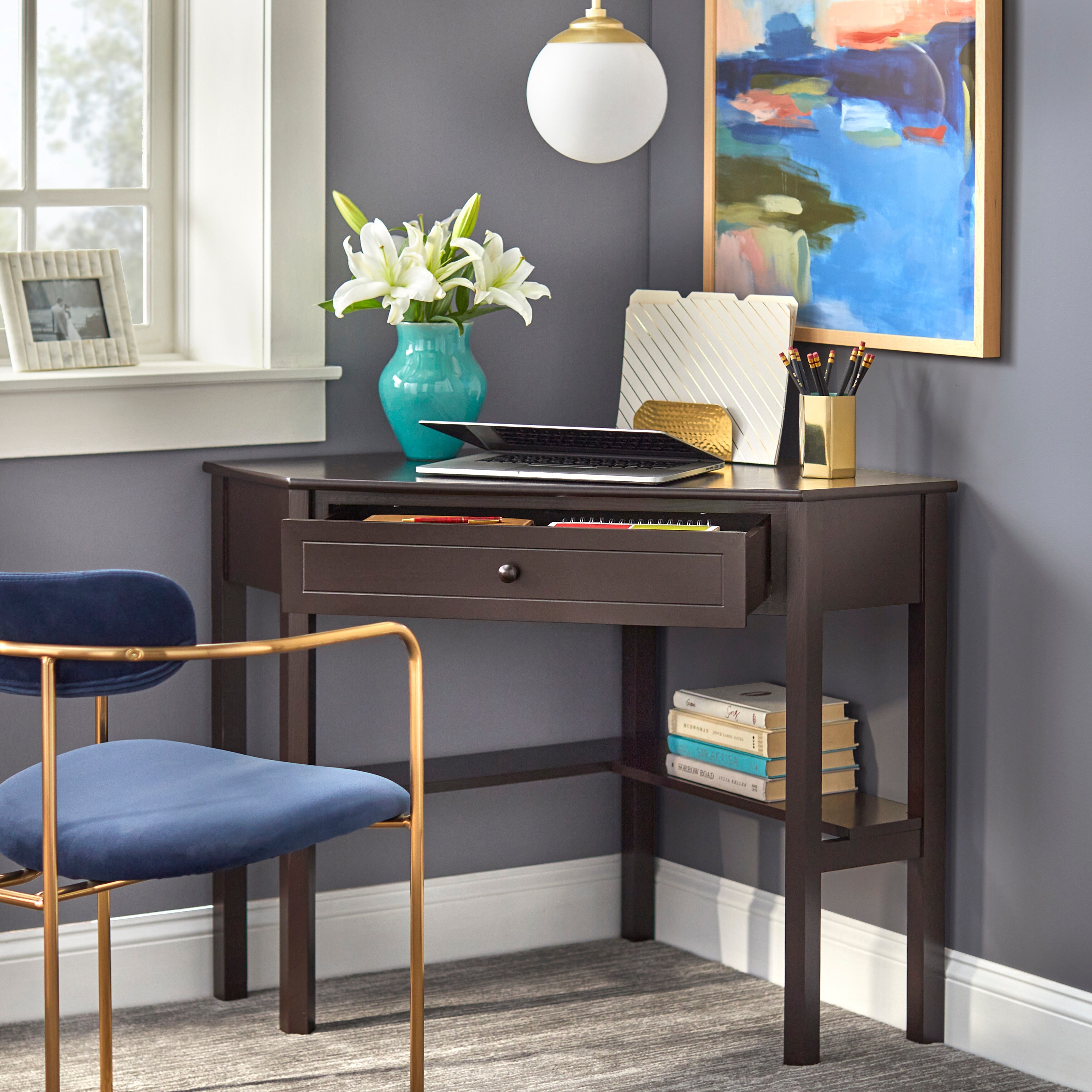 Lincoln top corner desk