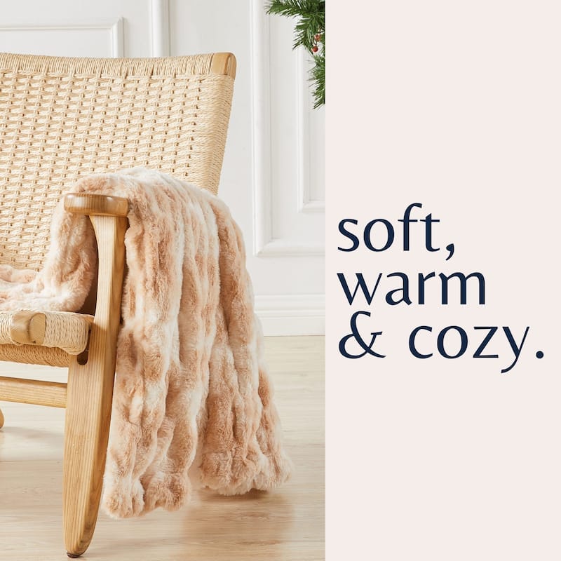 Luxurious Ruched Faux Fur Reversible Microfiber Throw