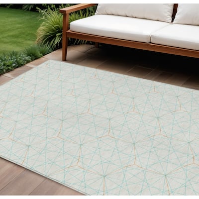 HomeRoots Geometric Transitional Rectangle Outdoor Rug