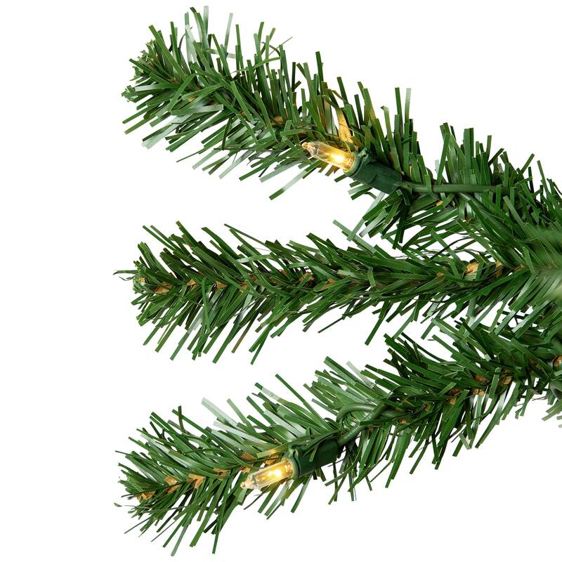 Pre-Lit Pendleton Spruce Full Artificial Christmas Tree - 4.5' - Clear Lights - 4.5 Foot